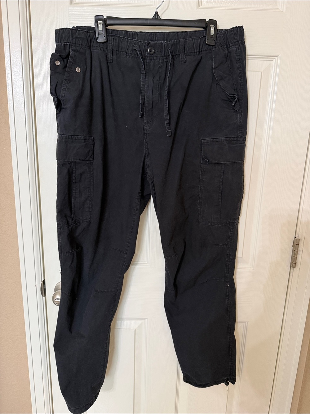 Men's H&M Black Cargo Drawstring Pants